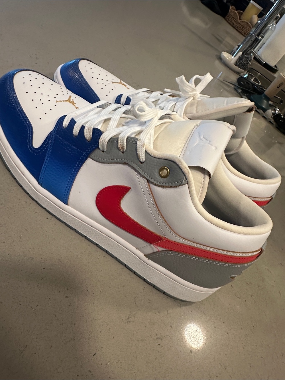 Nike Men’s Low-Top Sneakers - White, Blue & Red
